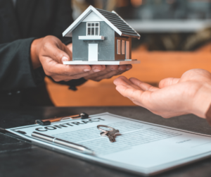 Understanding the Key Differences Between Home Equity Loans and HELOCs