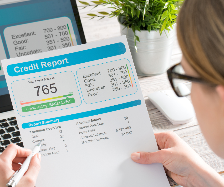credit-score-vs-credit-report-essential-info-before-applying
